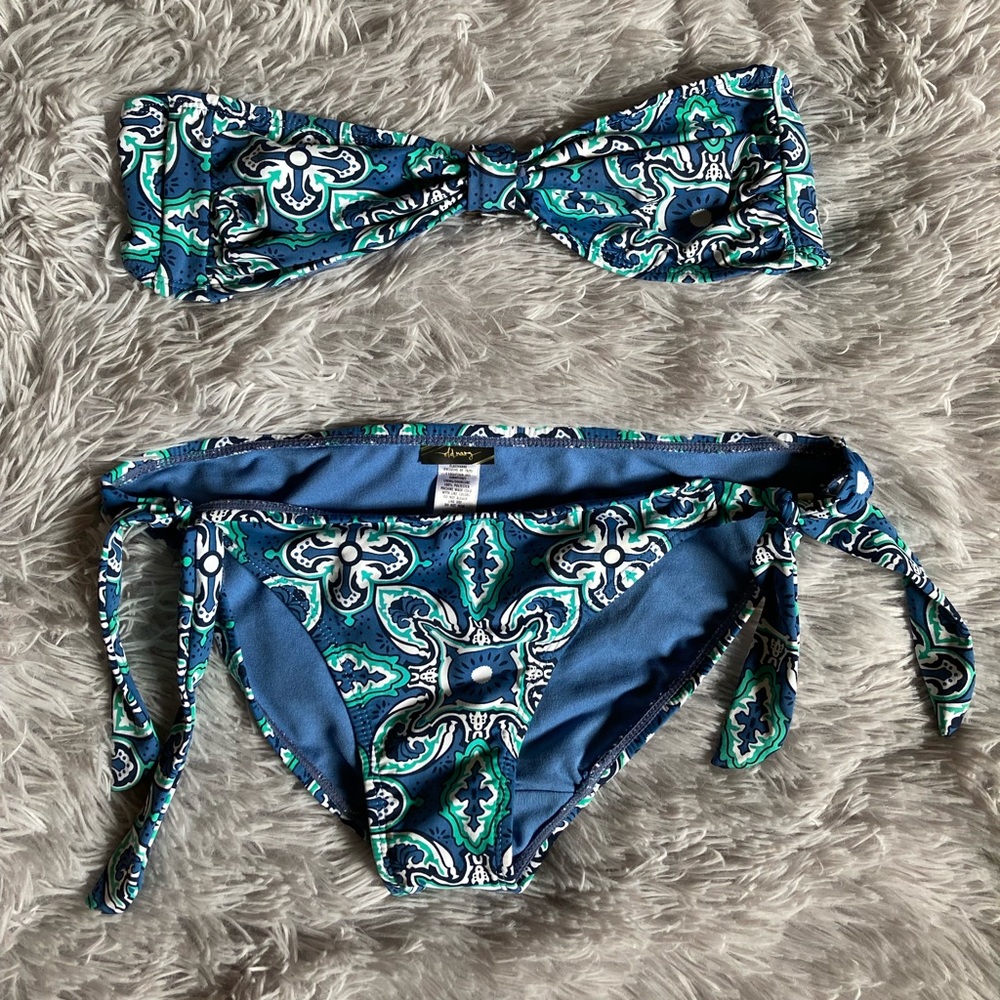 Old Navy bikini size small